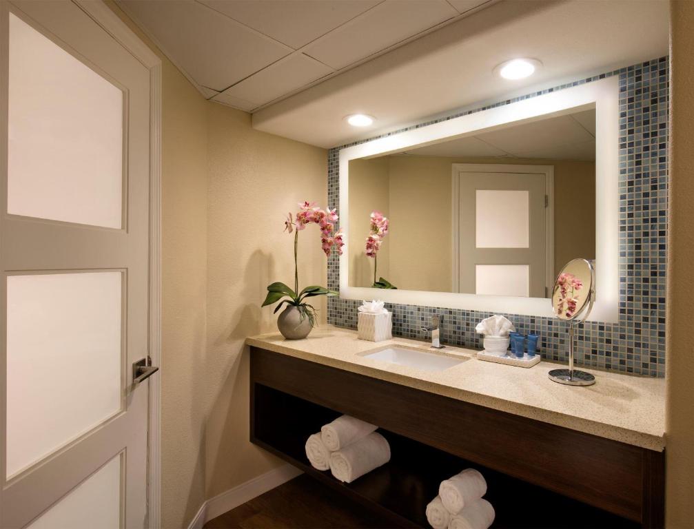 Lido Beach Resort - Sarasota - King Room