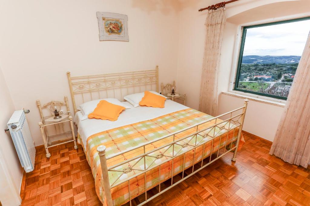 Apartment & Rooms Savonari - Comfort Double Room With Patio
