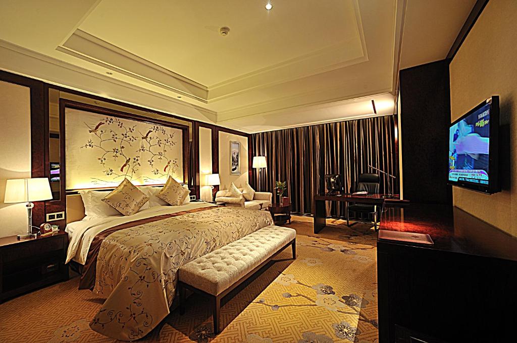 Tai Zhou International Jinling Hotel - Deluxe King Room
