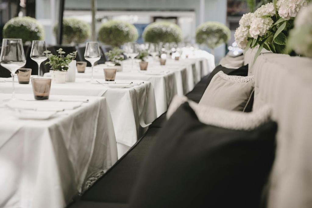 Restaurace v ubytování Gutwinski Hotel
