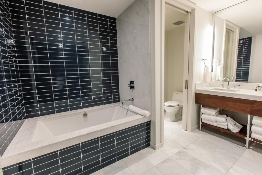 Fairlane Hotel Nashville photo