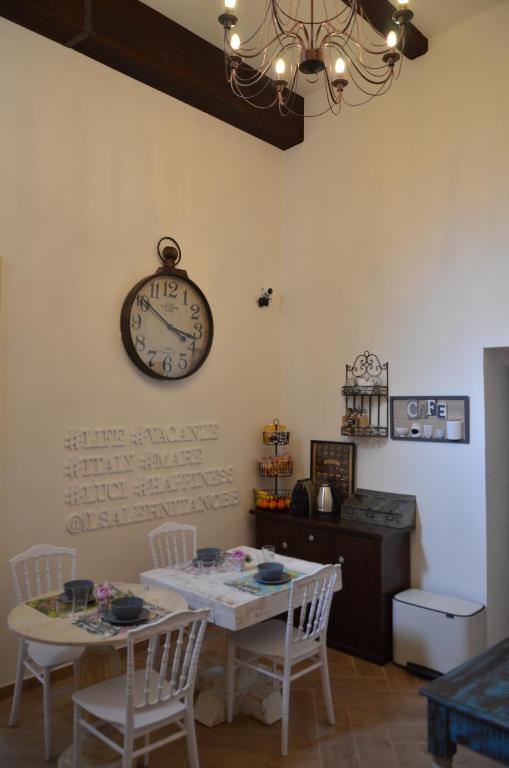 A seating area at Il Salernitano Bed and Breakfast