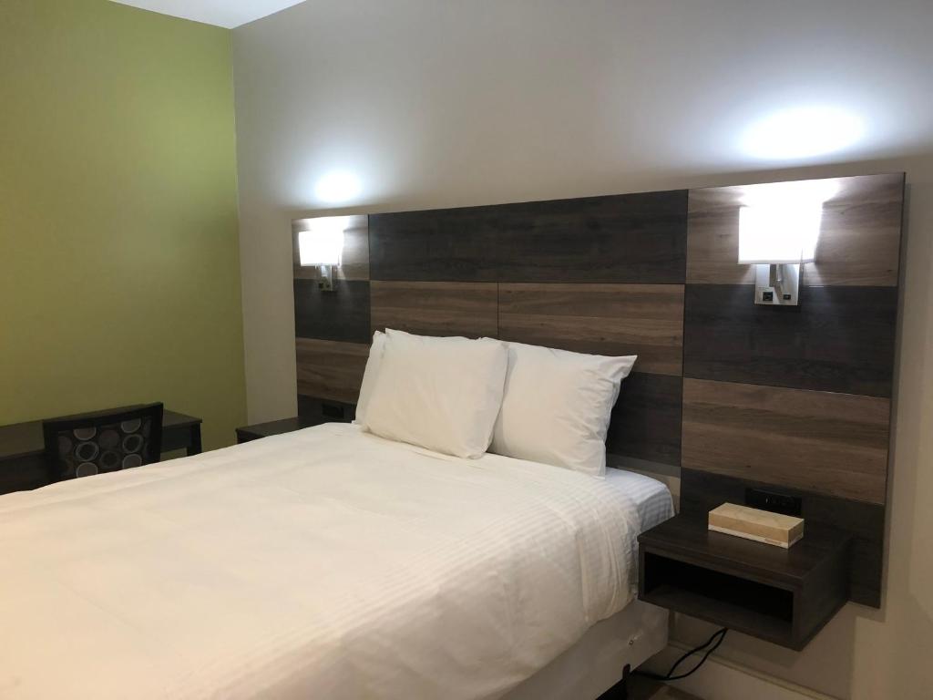 Bay Hotel - Sala De Reina Con Baño Compartido