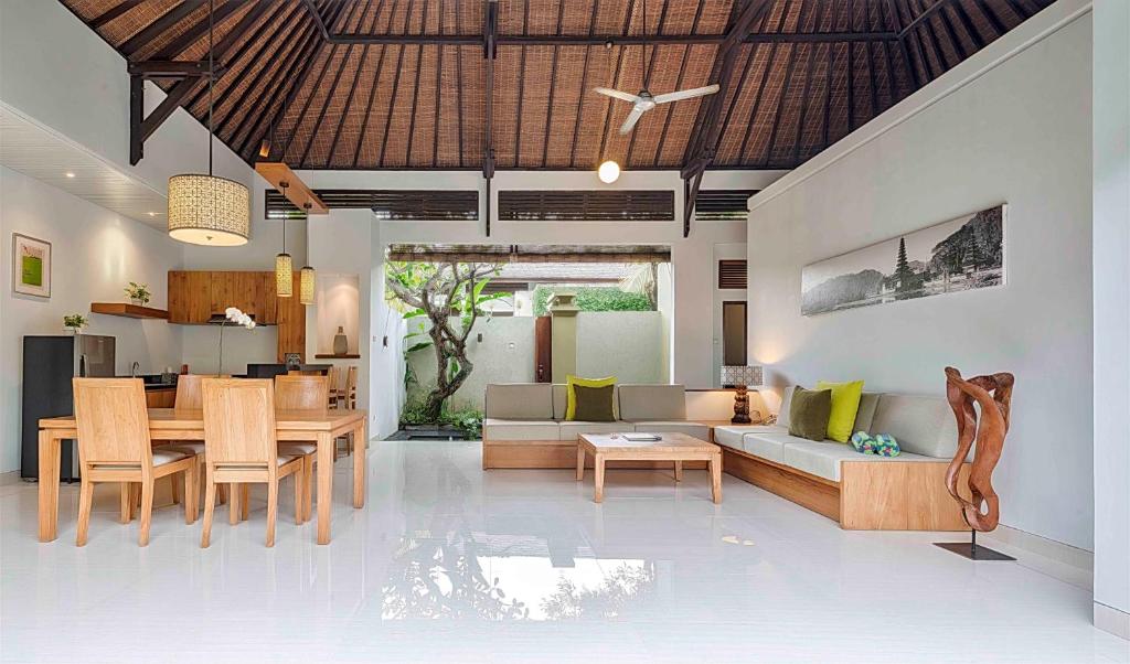 Pradha Villas Seminyak - 16
