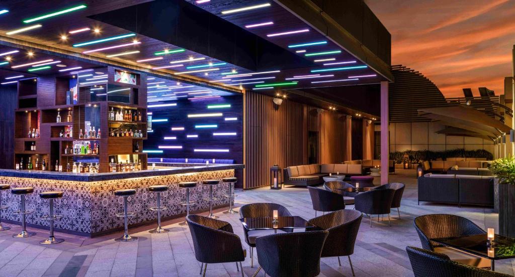 Lounge nebo bar v ubytování Hard Rock Hotel Shenzhen