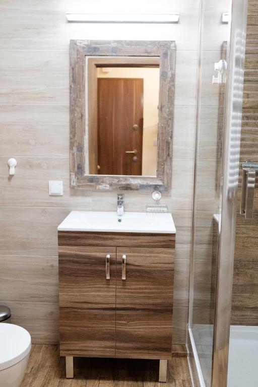 Golden Apartments - 18