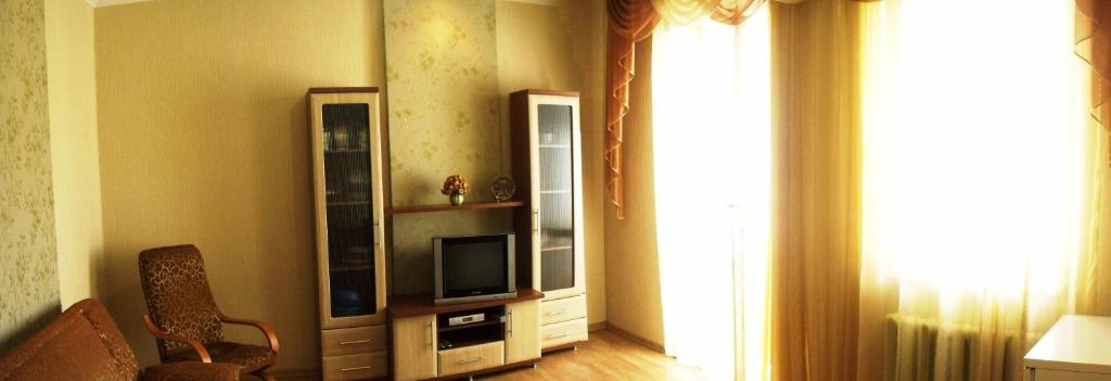 TV a/nebo společenská místnost v ubytování Сонячна