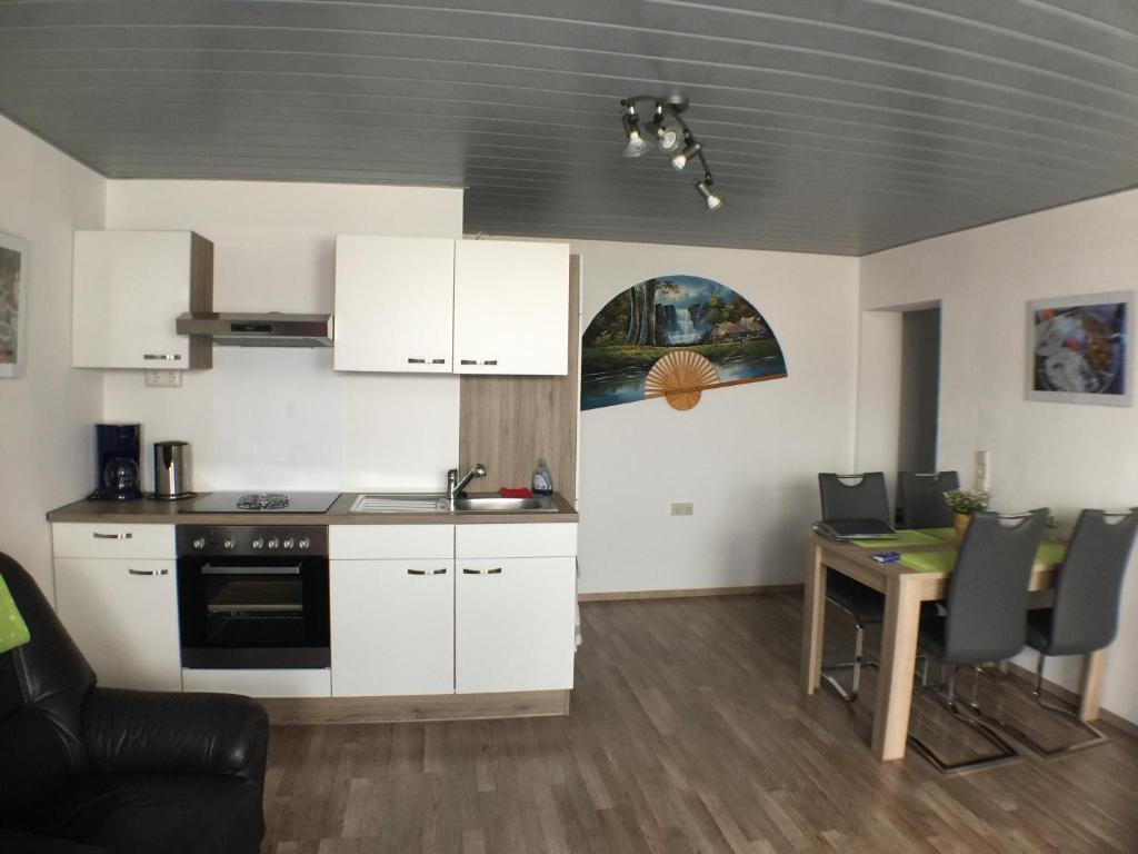 Ferienwohnung Alte B3 - 17