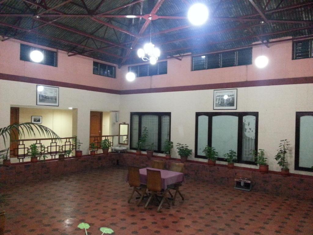 Fotografie z fotogalerie ubytování Hotel Preethi Classic Towers v destinaci Ooty