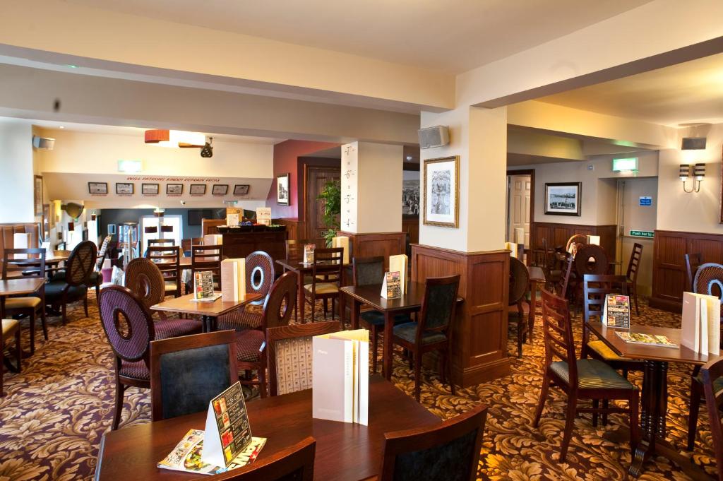 Gallery image of Cabot Court Hotel Wetherspoon in Weston-super-Mare