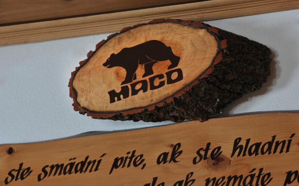 Certifikát, hodnocení, plakát nebo jiný dokument vystavený v ubytování Penzion Maco