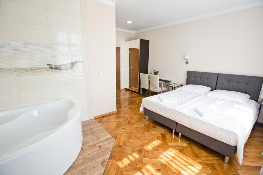 R&B APARTMENTS POZNAŃ - Deluxe Apartment (2 Adults)