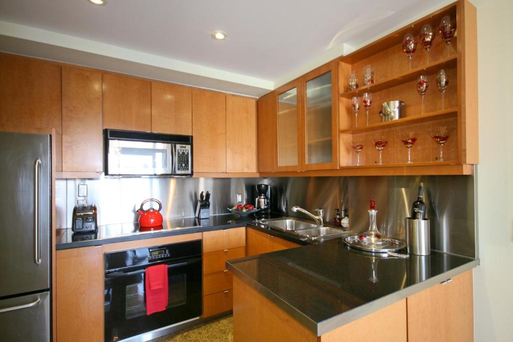 Yonge Suites Apart Hotel photo