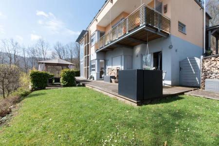 Rhönhaus mit Kreuzbergblick - 14