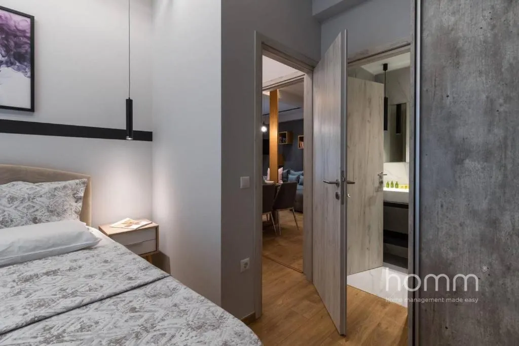 101m² Renovated Apartment in Koukaki, Atena, Grecia