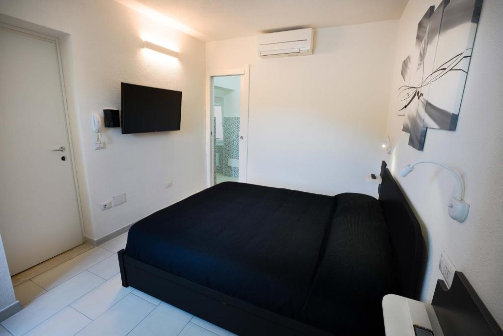 A television and/or entertainment centre at The House On The River