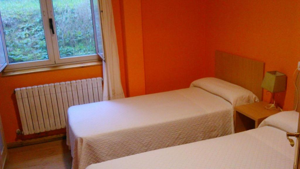 Booking.com: pension compas , O Pedrouzo, España - 229 ...