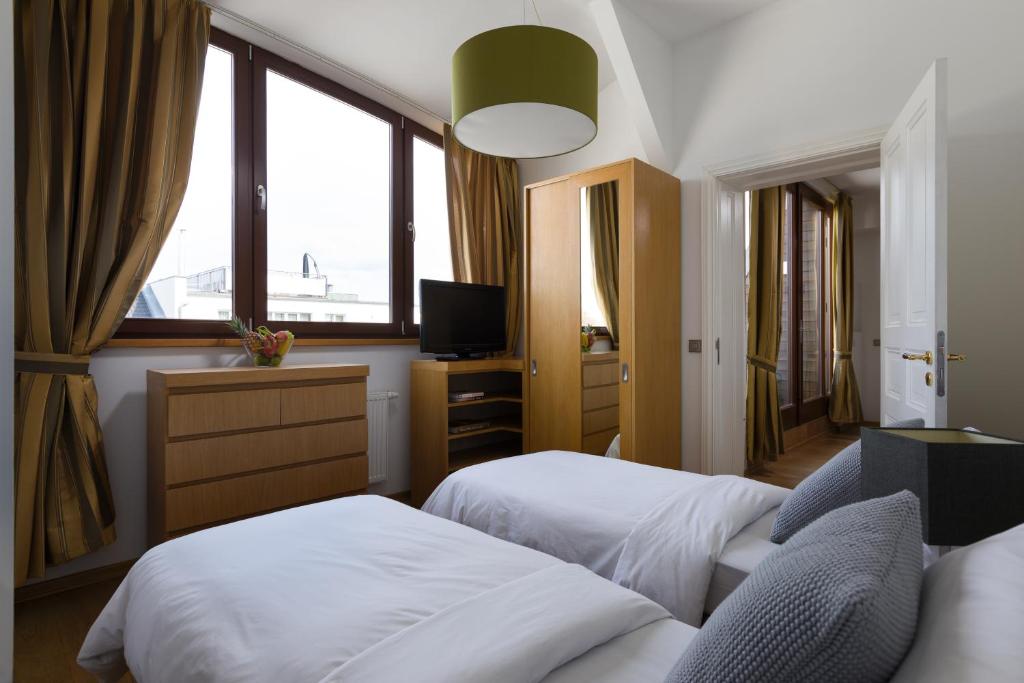 Luxoise Apartments - 13