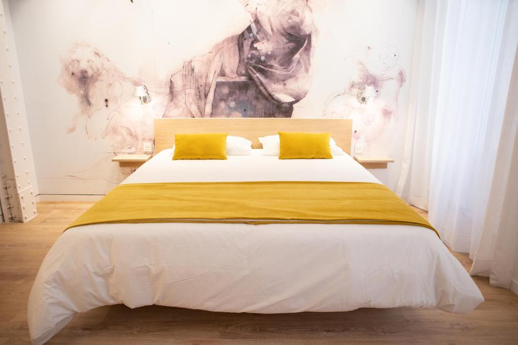 Plaza Mayor Suites & Apartments - 1