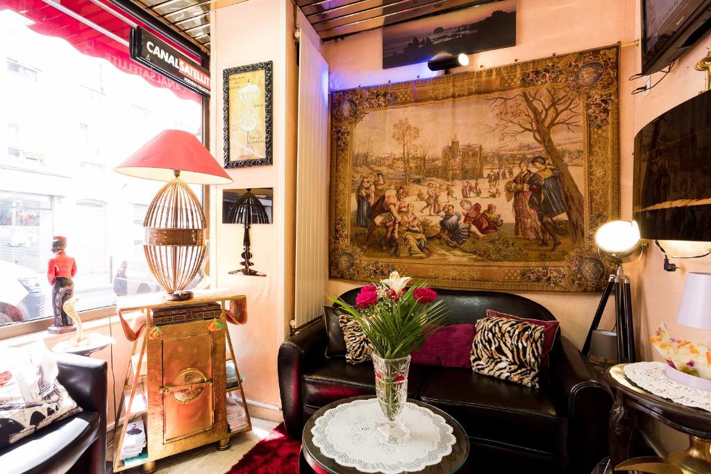 Hôtel Paris Voltaire - Resim 10