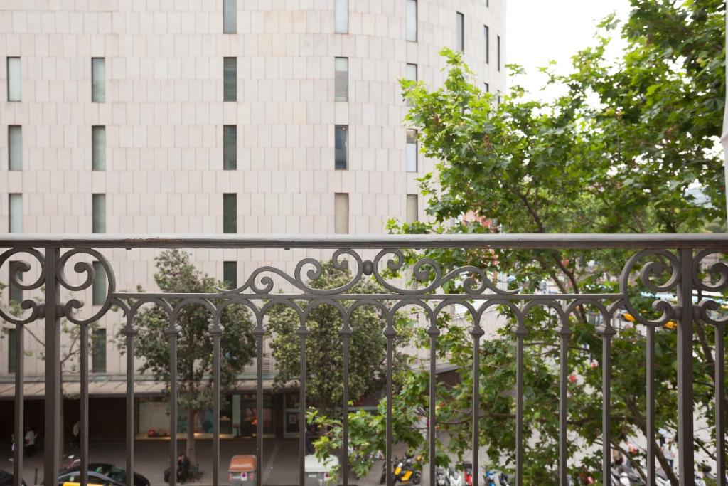 Akira Flats Plaza Catalunya Centric apartments