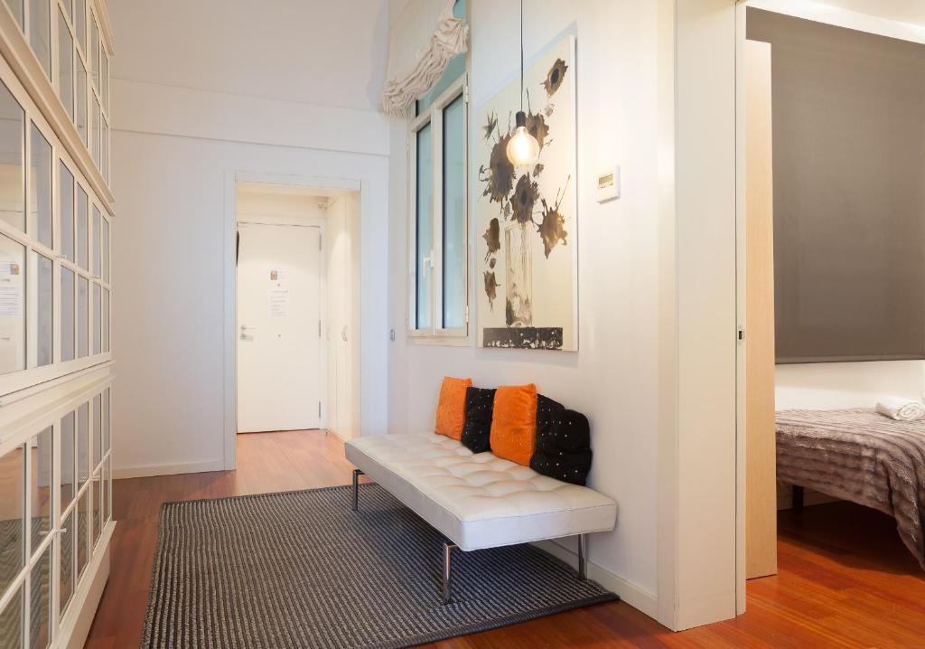 Akira Flats Plaza Catalunya Centric apartments