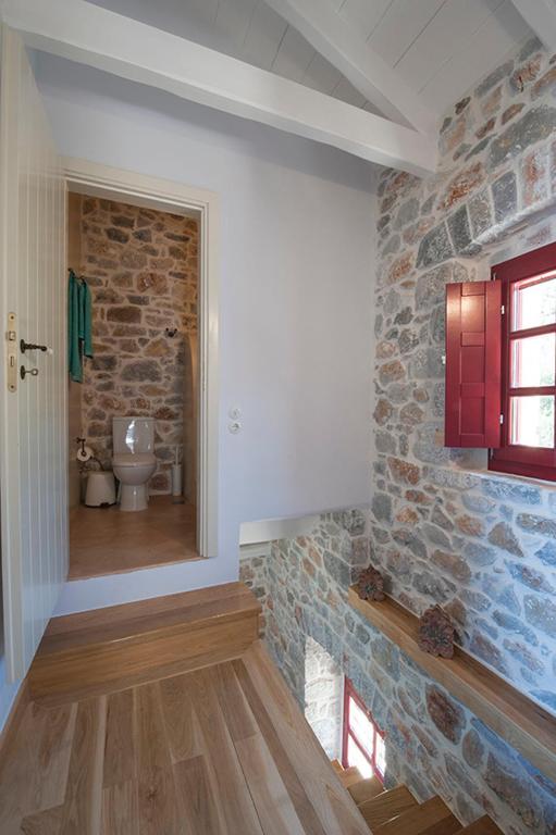 Fotografie z fotogalerie ubytování Limeni Villa v destinaci Limeni