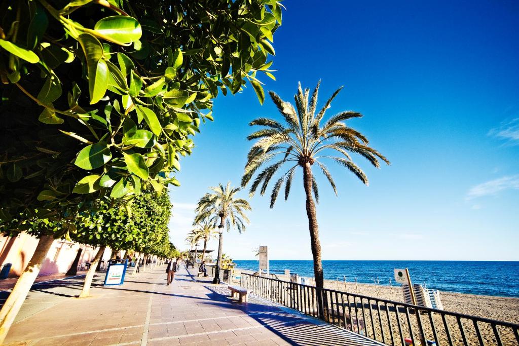 Óbal Hotel Marbella - Resim 43