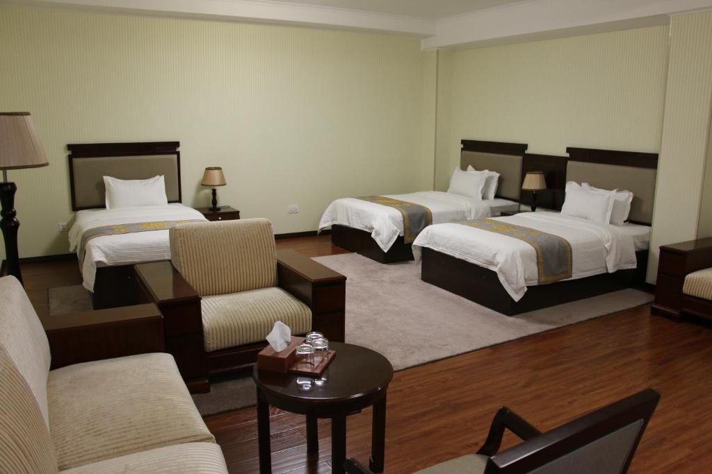 Zargaron Plaza - 