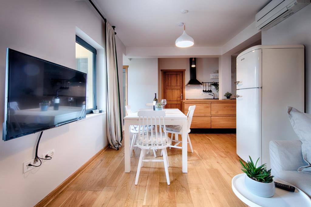 Kuchyňa alebo kuchynka v ubytovaní Bella Vista Suites