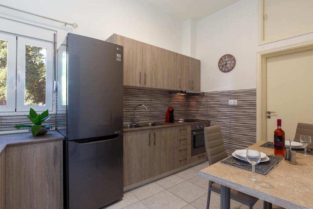 Sweet Home Kremasti - Holiday Home