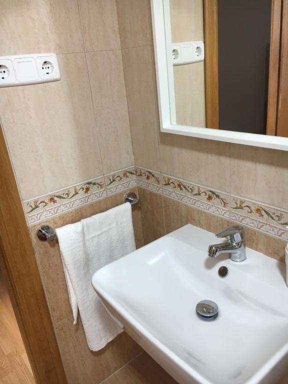 Apartamento Almirante Baldasano, Cartagena – Precios ...