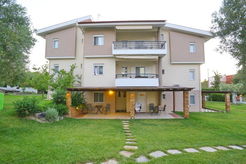 Budova, v ktorej sa apartmán nachádza