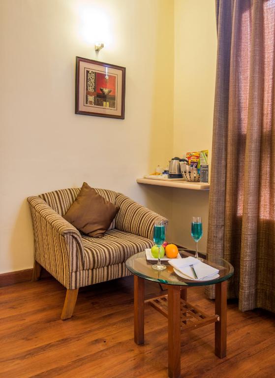 Posezení v ubytování Hotel Park Central Koregaon Park
