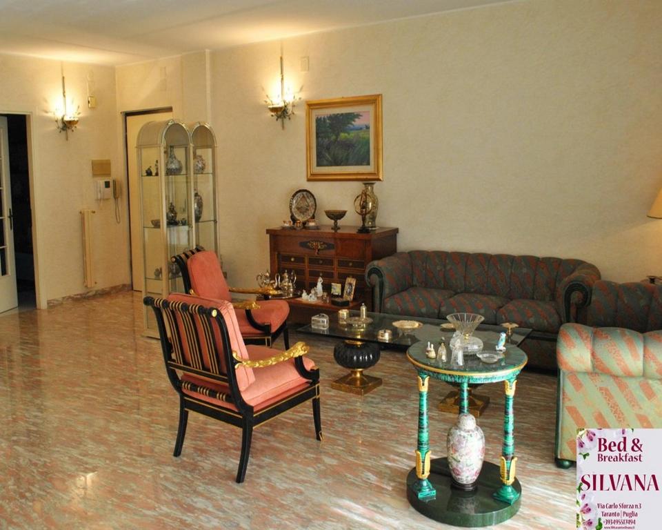 Część wypoczynkowa w obiekcie Bed and Breakfast Silvana