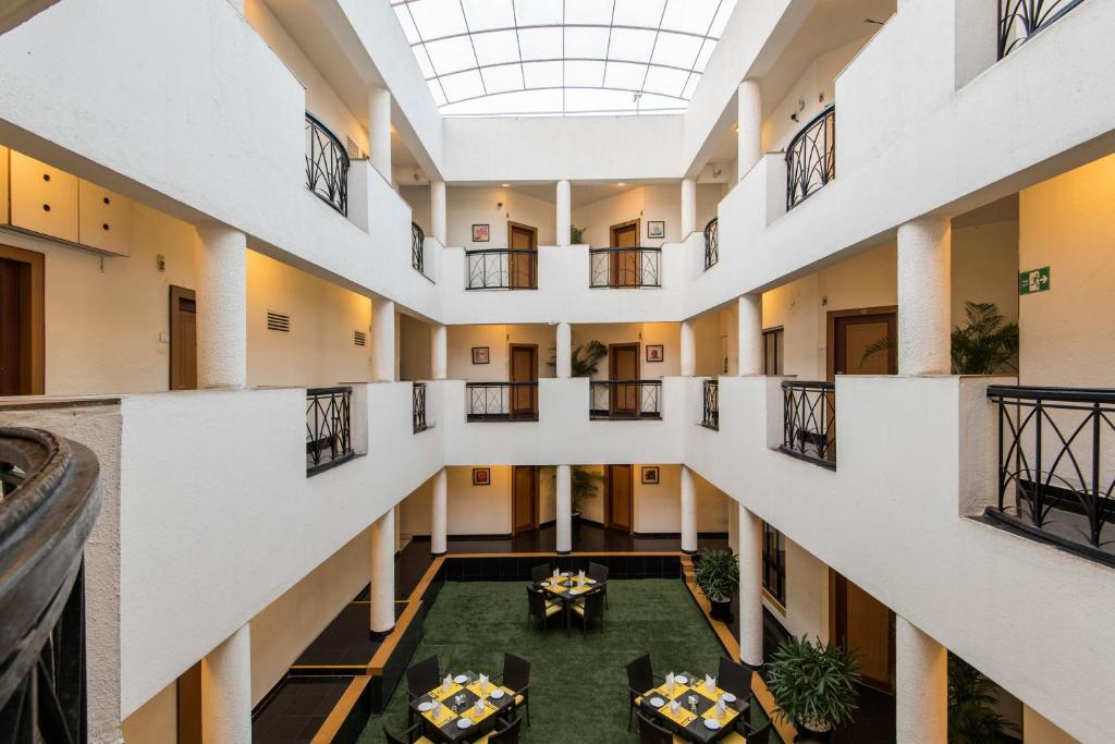 Fotografie z fotogalerie ubytování Hotel Phoenix Koregaon Park v destinaci Puné
