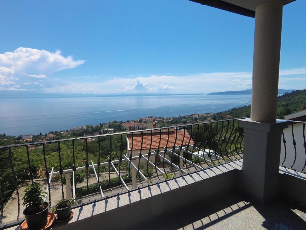 Apartment Antunovic - Apartamento Com Varanda