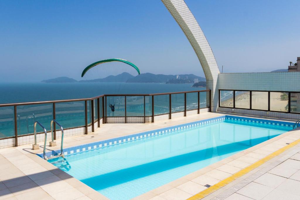  Mercure Santos