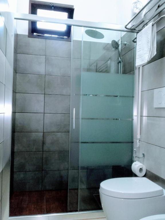 Villa Ginevra - Chambre Familiale Avec Balcon