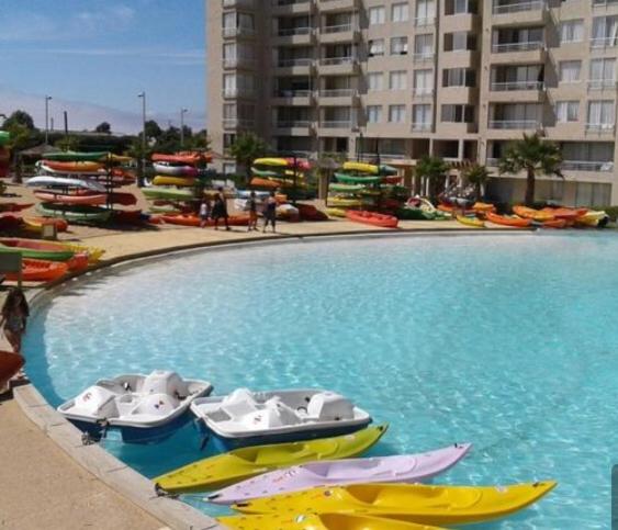 Bazén v ubytování Departamento algarrobo laguna vista nebo v jeho okolí