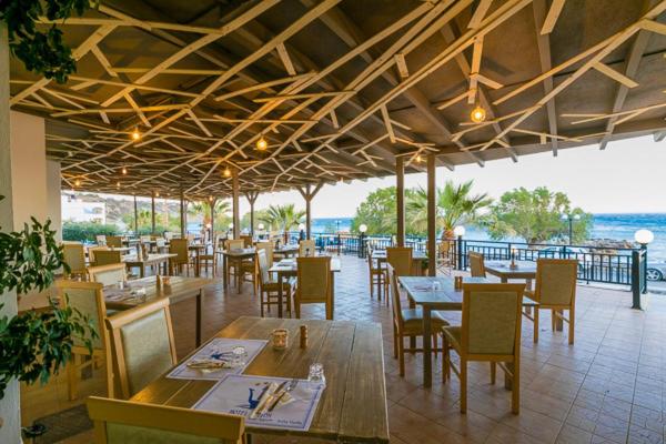 Restaurace v ubytování Triton Authentic Cretan Hotel