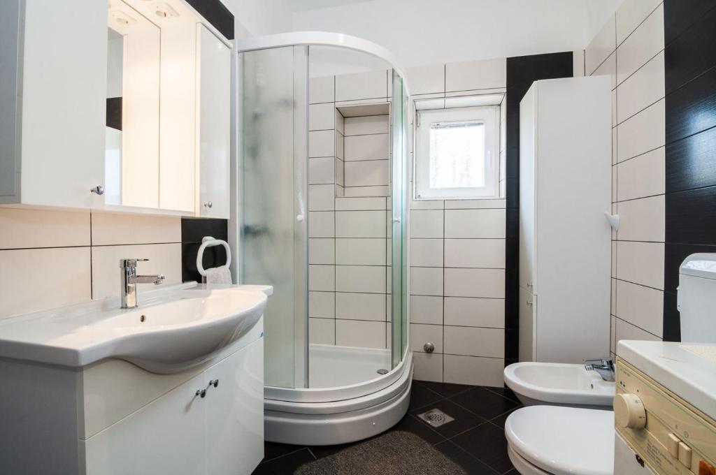 Koupelna v ubytování Apartments Cvita Ugljan