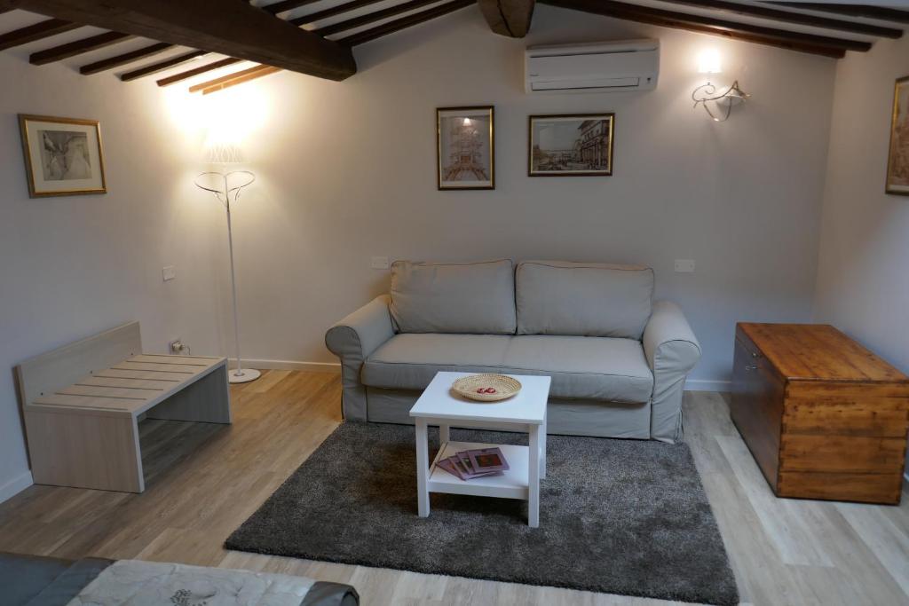 Elisa Guest House - 2