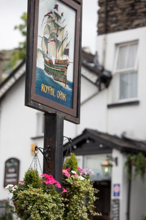The Royal Oak Inn - Resim 11