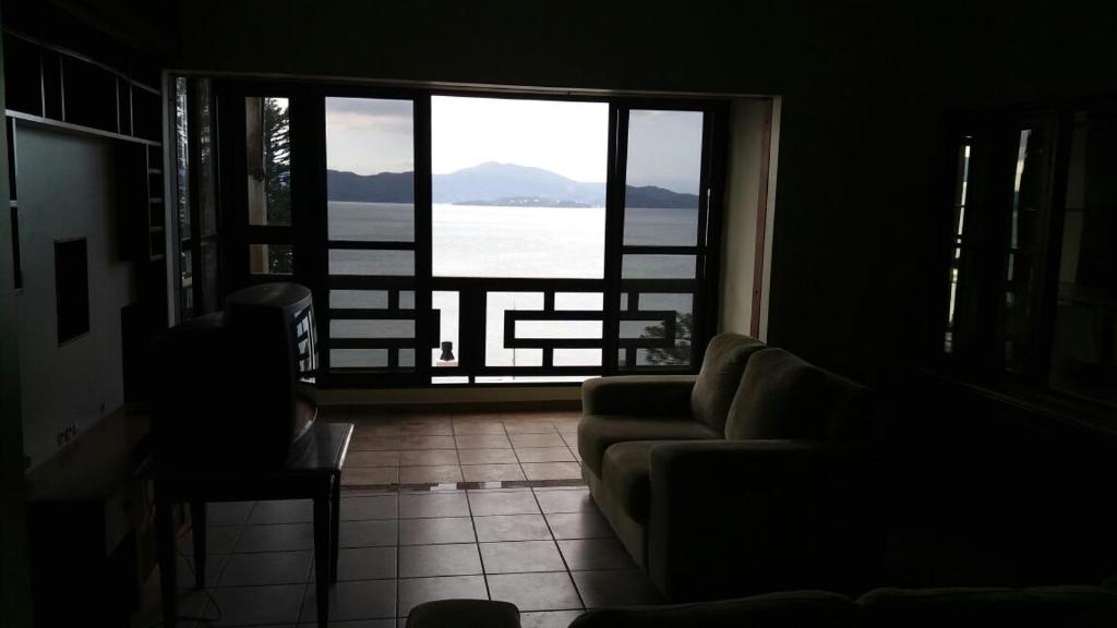  Apto Jurerê frente Mar