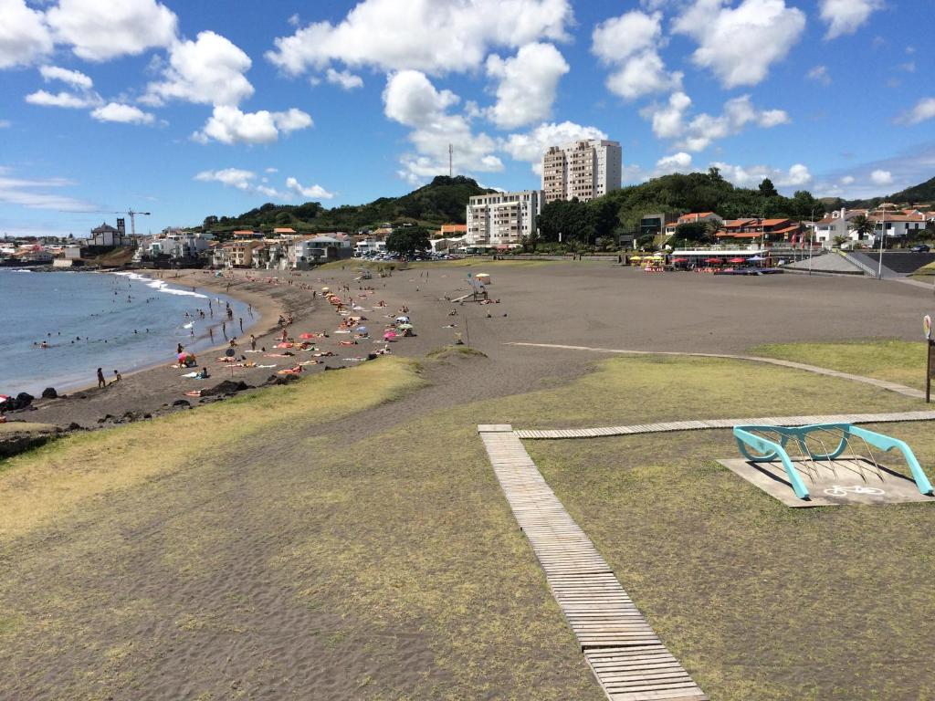 ポンタ・デルガダにあるBeach Apartmentの砂浜