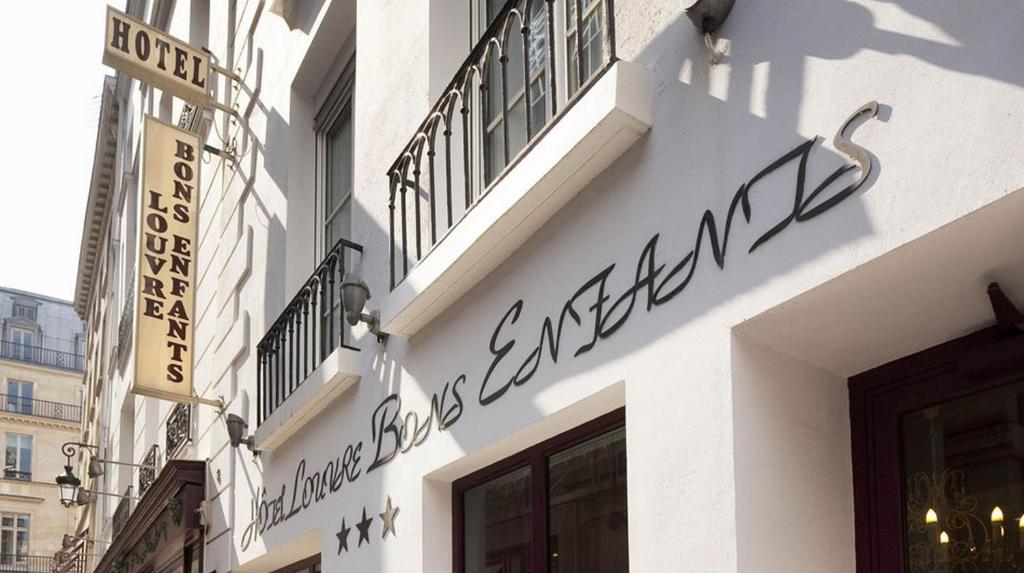 Hotel Louvre Bons Enfants - Resim 9