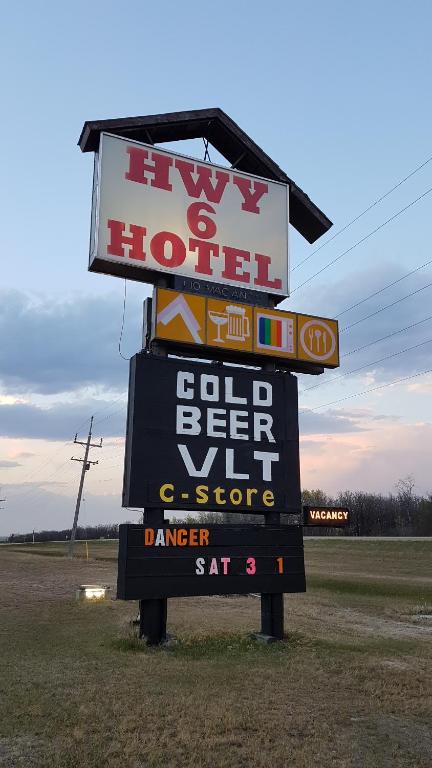 Certifikát, hodnocení, plakát nebo jiný dokument vystavený v ubytování HWY6HOTEL