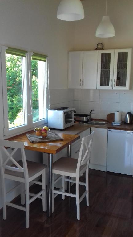 Kuchyň nebo kuchyňský kout v ubytování Apartment Biser