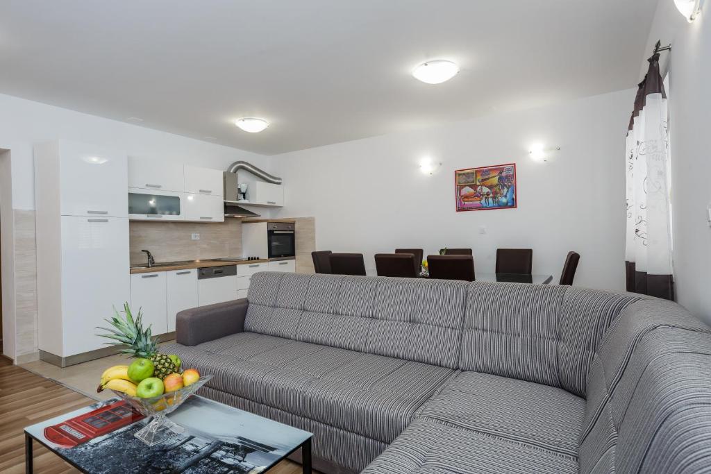 Kuchyňa alebo kuchynka v ubytovaní Apartments Selak